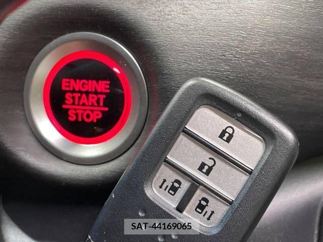 Honda FREED 2017-06 302908-7