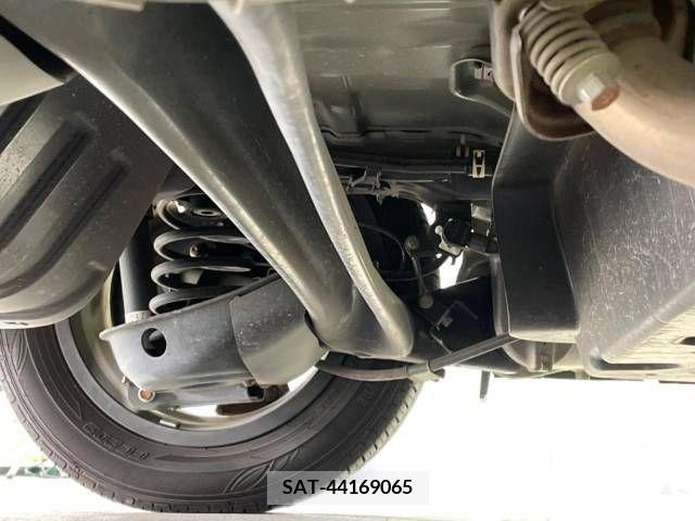 Honda FREED 2017-06 302908-18
