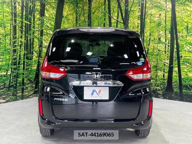 Honda FREED 2017-06 302908-15