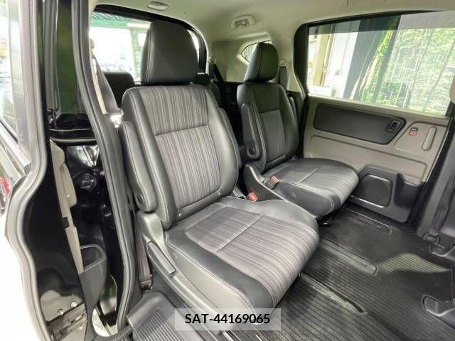 Honda FREED 2017-06 302908-9
