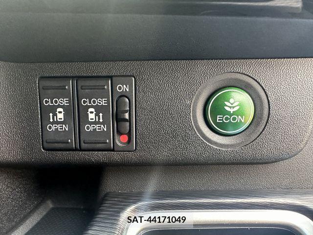 Honda STEP WGN 2017-12 286286-14