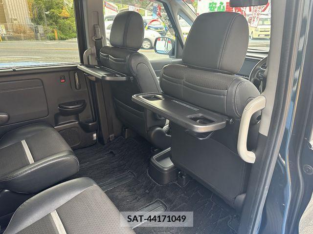 Honda STEP WGN 2017-12 286286-10