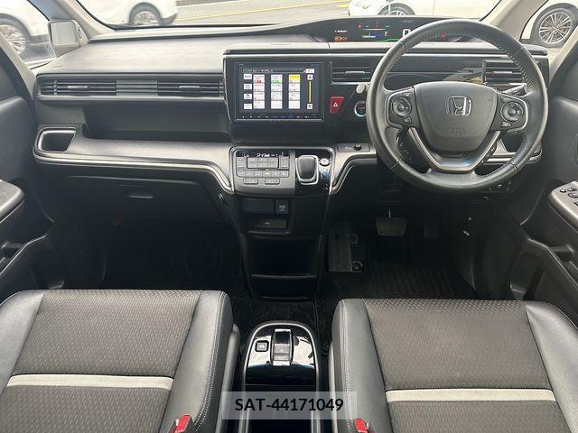 Honda STEP WGN 2017-12 286286-7