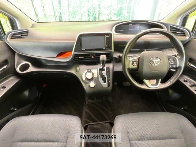 Toyota SIENTA 2016-10 285074-1