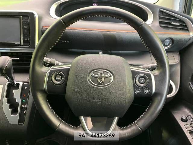 Toyota SIENTA 2016-10 285074-12