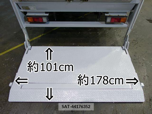Mitsubishi CANTER 2017-07 200312-2