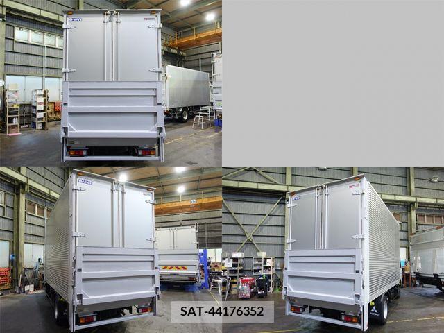 Mitsubishi CANTER 2017-07 200312-6