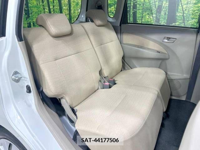 Daihatsu MOVE 2013-06 277957-8