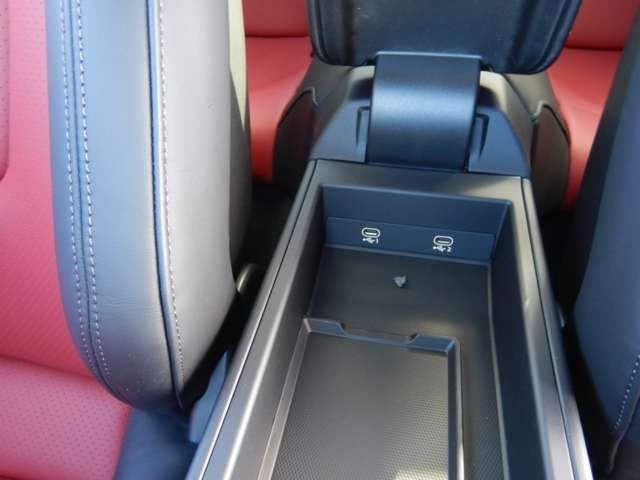 Porsche 911 2023-09 27181-22