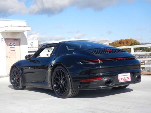 Porsche 911 2023-09 27181-6
