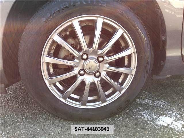 Toyota AQUA 2023-01 260440-0