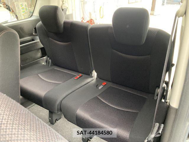 Nissan SERENA 2011-03 284280-8