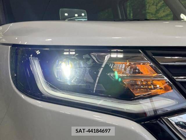 Suzuki SOLIO 2022-08 338811-12
