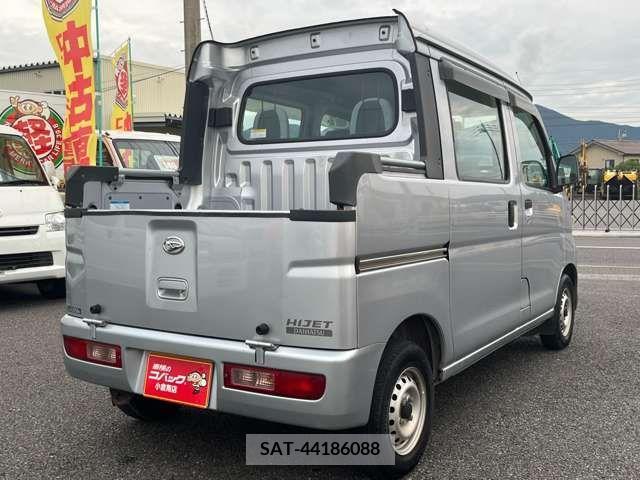 Daihatsu HIJET VAN 2017-07 202436-5