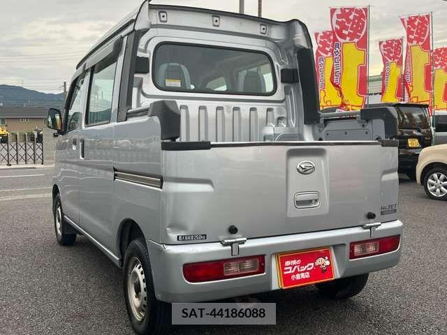 Daihatsu HIJET VAN 2017-07 202436-7