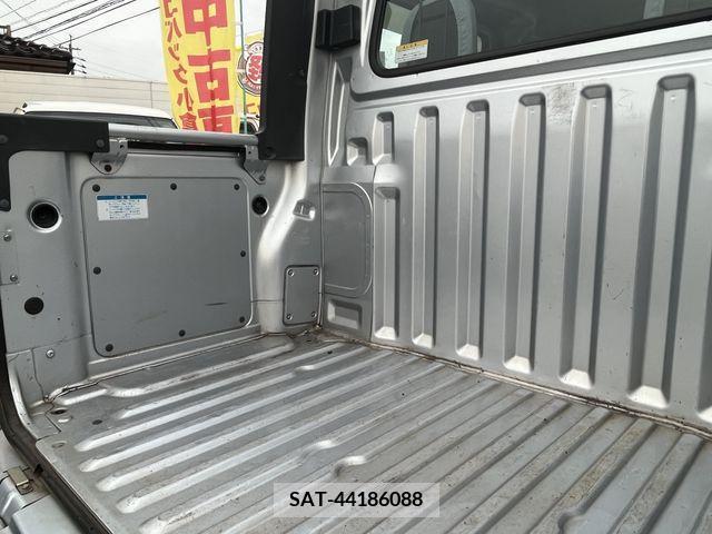 Daihatsu HIJET VAN 2017-07 202436-11