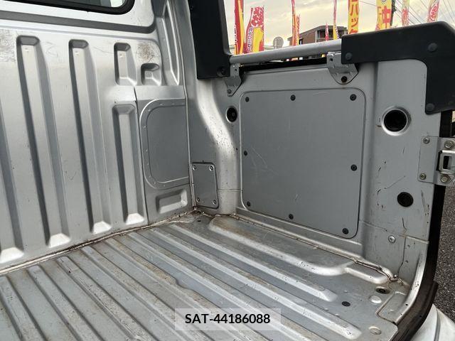Daihatsu HIJET VAN 2017-07 202436-12