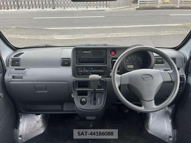 Daihatsu HIJET VAN 2017-07 202436-14