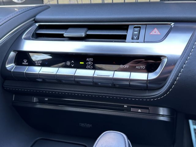 Lexus LC 2018-02 968-12