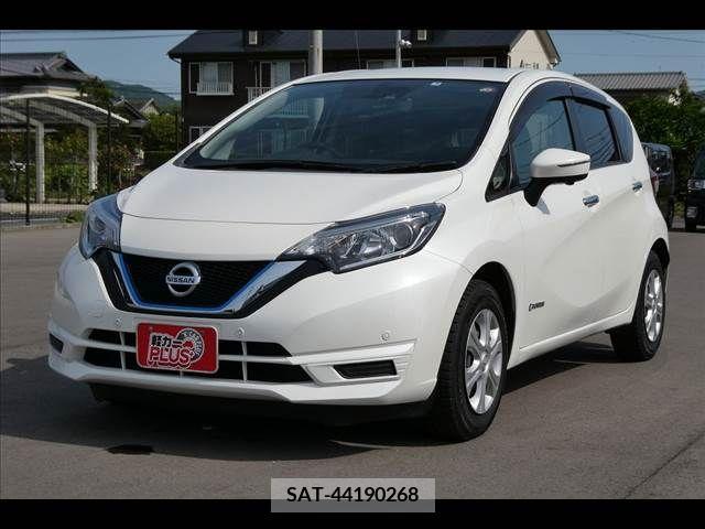 Nissan NOTE 2017-08 305412-14