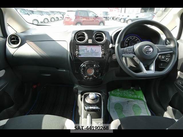 Nissan NOTE 2017-08 305412-2