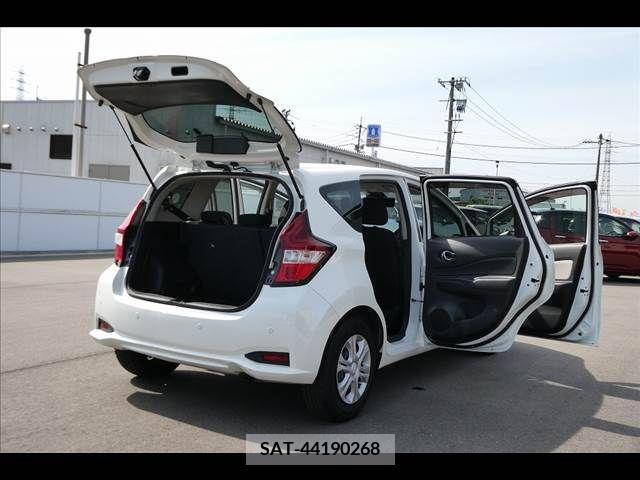 Nissan NOTE 2017-08 305412-19