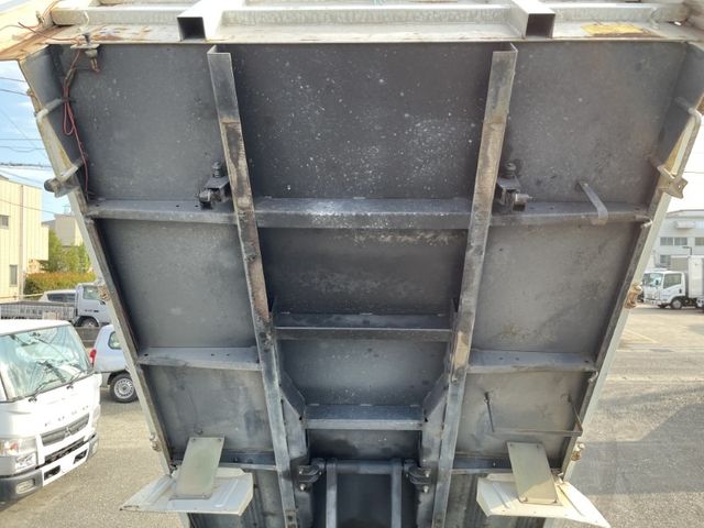 Isuzu ELF TRUCK 2003-06 8561-18