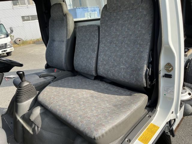 Isuzu ELF TRUCK 2003-06 8561-23