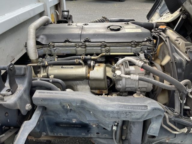 Isuzu ELF TRUCK 2003-06 8561-24