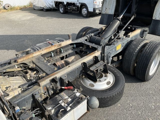 Isuzu ELF TRUCK 2003-06 8561-14