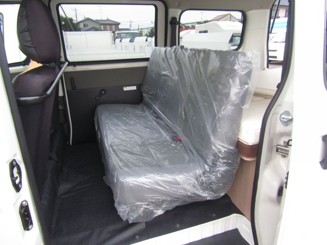 Mazda BONGO VAN 2023-05 3178-17