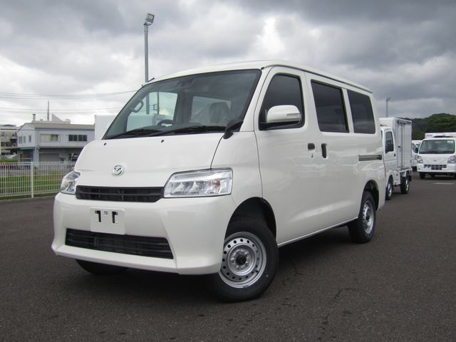 Used Mazda Bongo Van 2023 Van Petrol for Sale $13,861 SAT Japan