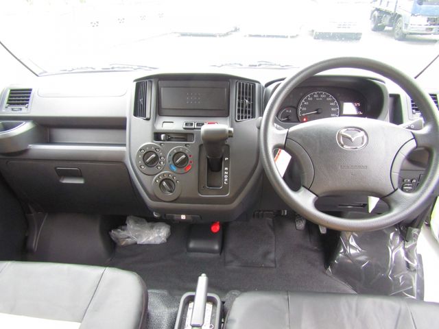 Mazda BONGO VAN 2023-05 3178-9