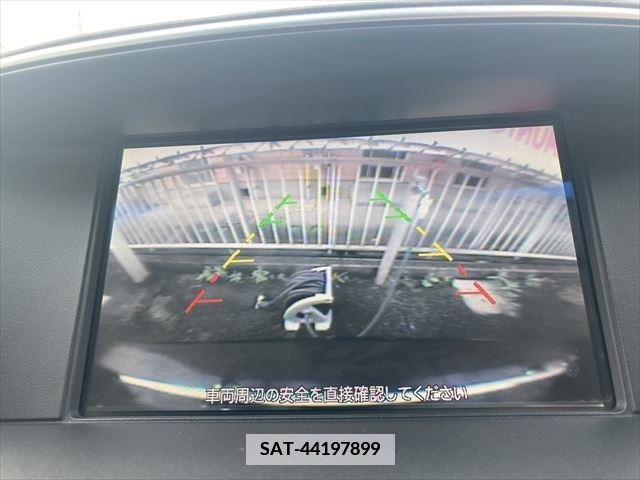 Nissan FUGA 2011-11 387766-4