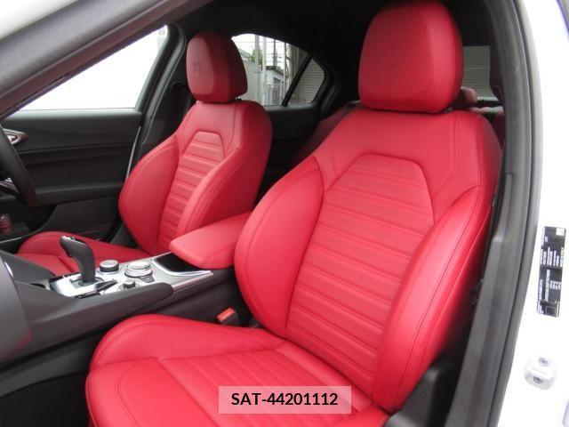 ALFA ROMEO Giulia 2023-12 258802-15