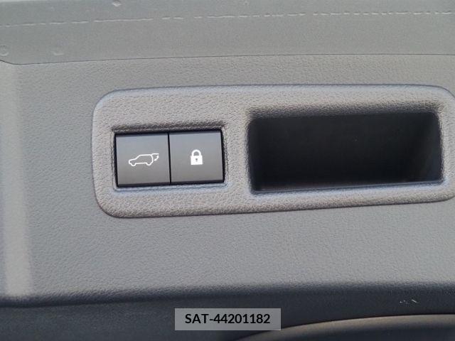 Lexus NX 2021-01 215514-17