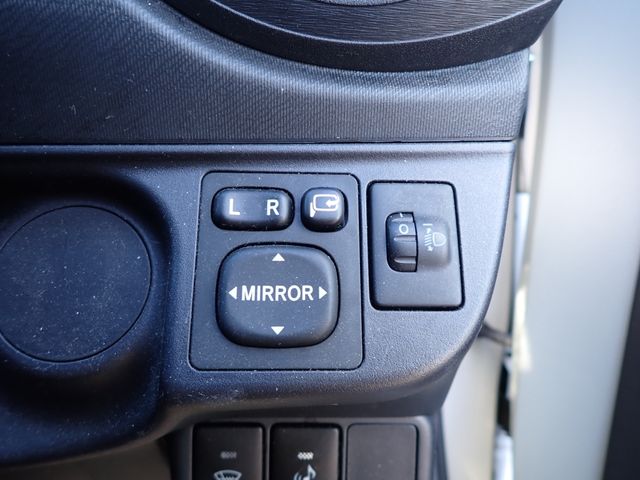 Toyota AQUA 2012-11 189992-15