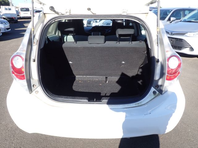 Toyota AQUA 2012-11 189992-23