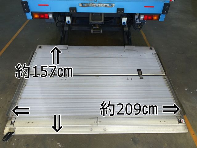 Mitsubishi CANTER 2018-05 4567-3