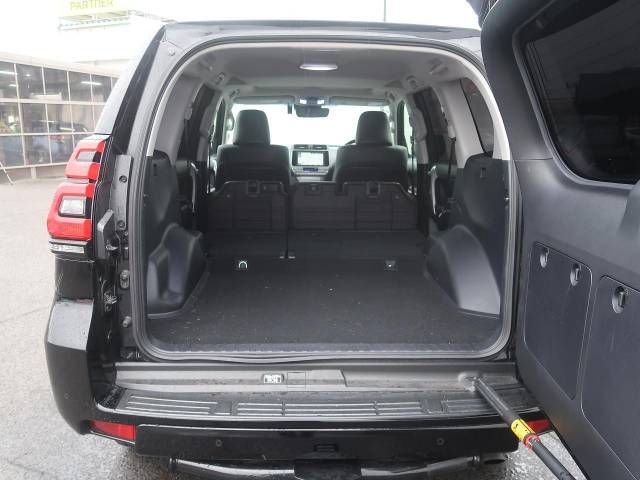 Toyota PRADO 2018-07 181084-10