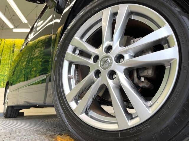 Nissan ELGRAND 2010-09 18166-13