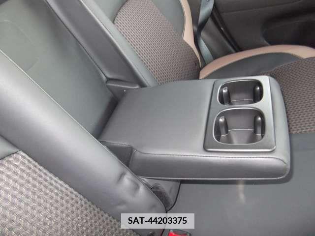 Nissan NOTE 2019-05 379328-10