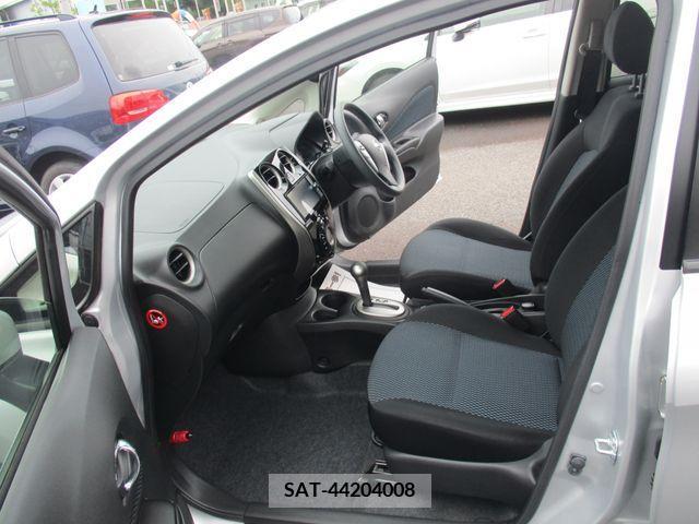 Nissan NOTE 2016-02 302400-4