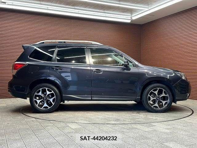 Subaru FORESTER 2016-11 240553-14