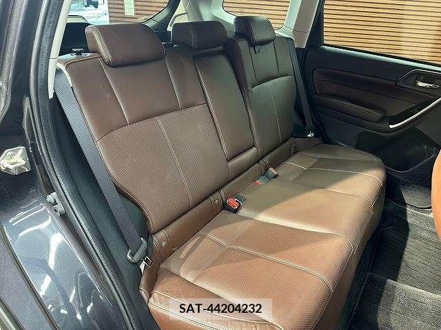 Subaru FORESTER 2016-11 240553-8