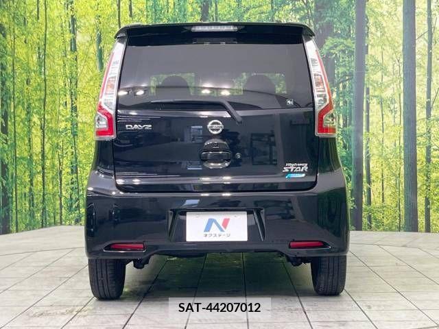 Nissan DAYZ 2016-12 353318-15
