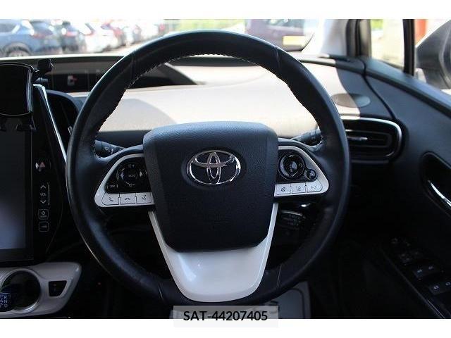 Toyota PRIUS PHV 2017-11 322583-16