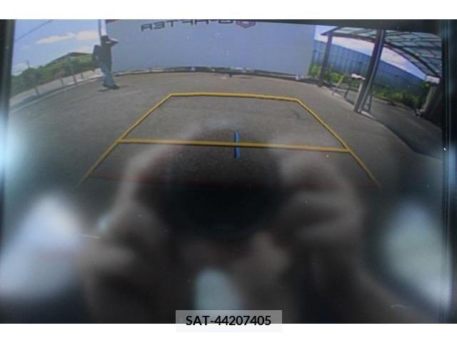 Toyota PRIUS PHV 2017-11 322583-3