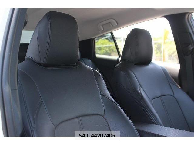 Toyota PRIUS PHV 2017-11 322583-12