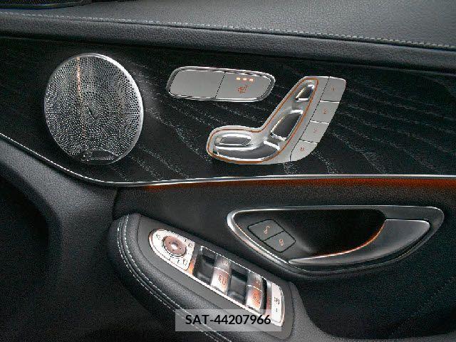 Amg C-CLASS 2018-01 210066-12